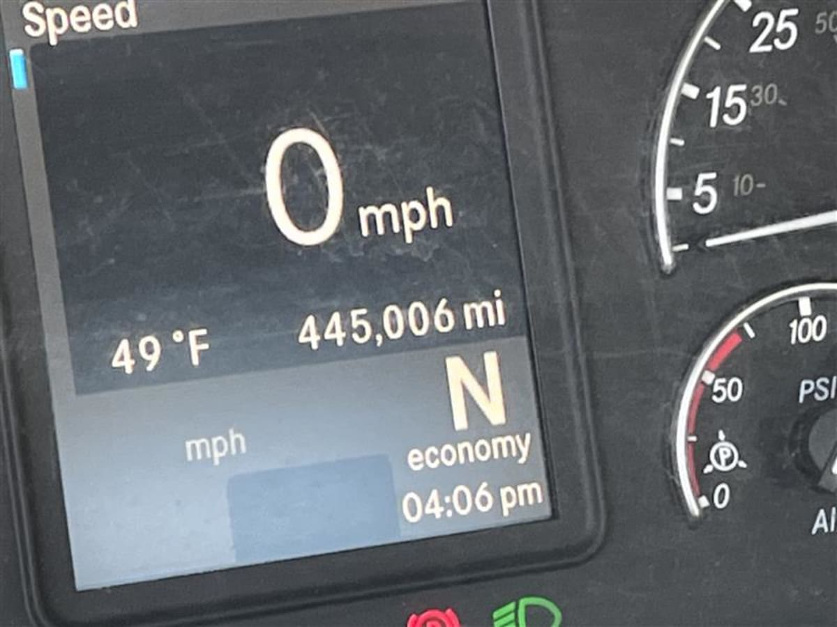 2020 Freightliner - image 9