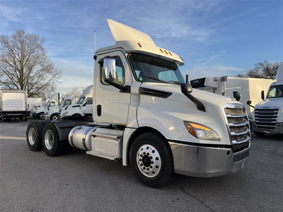 2020 Freightliner - image 3
