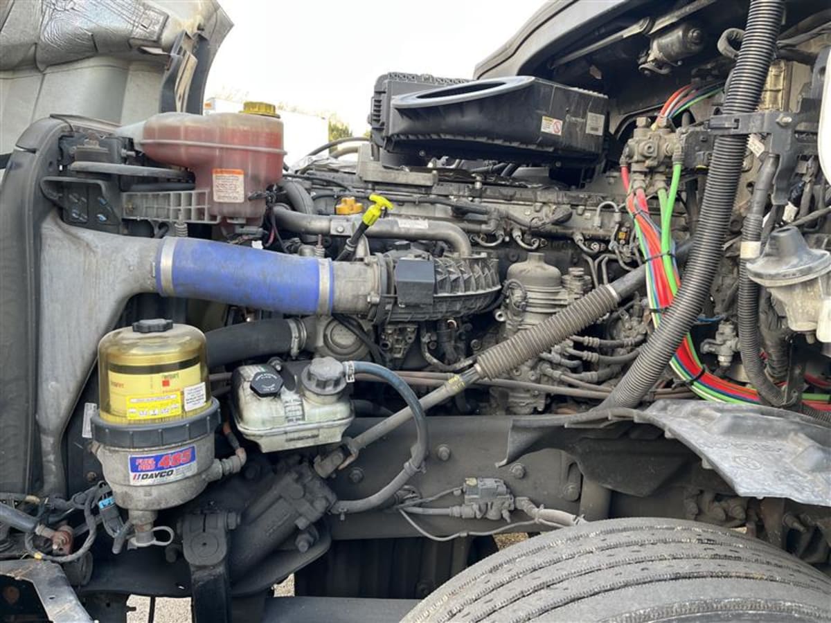 2020 Freightliner - image 8