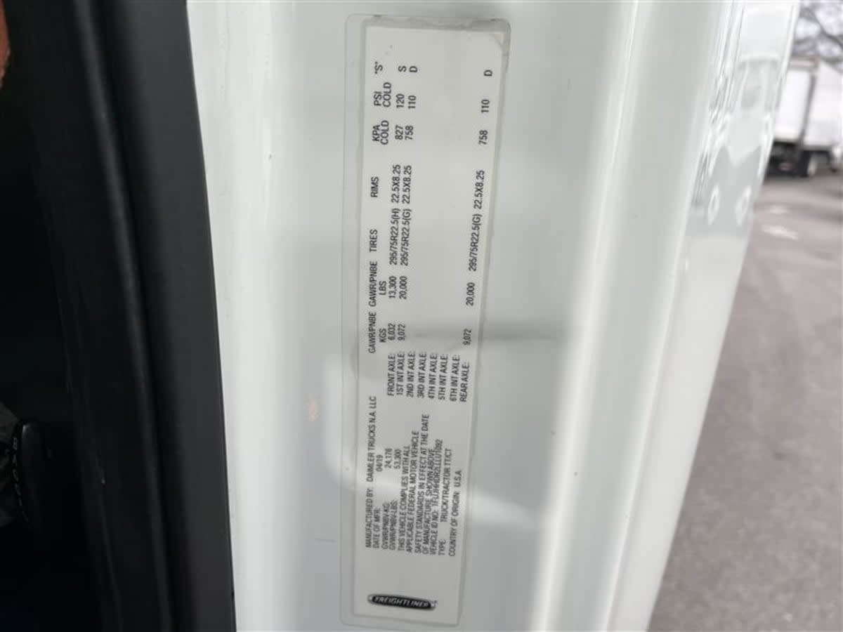 2020 Freightliner - image 10