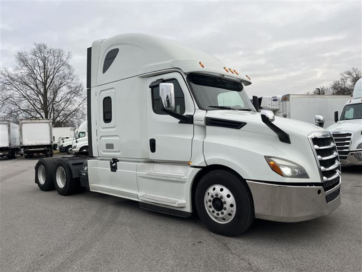2020 Freightliner - image 3