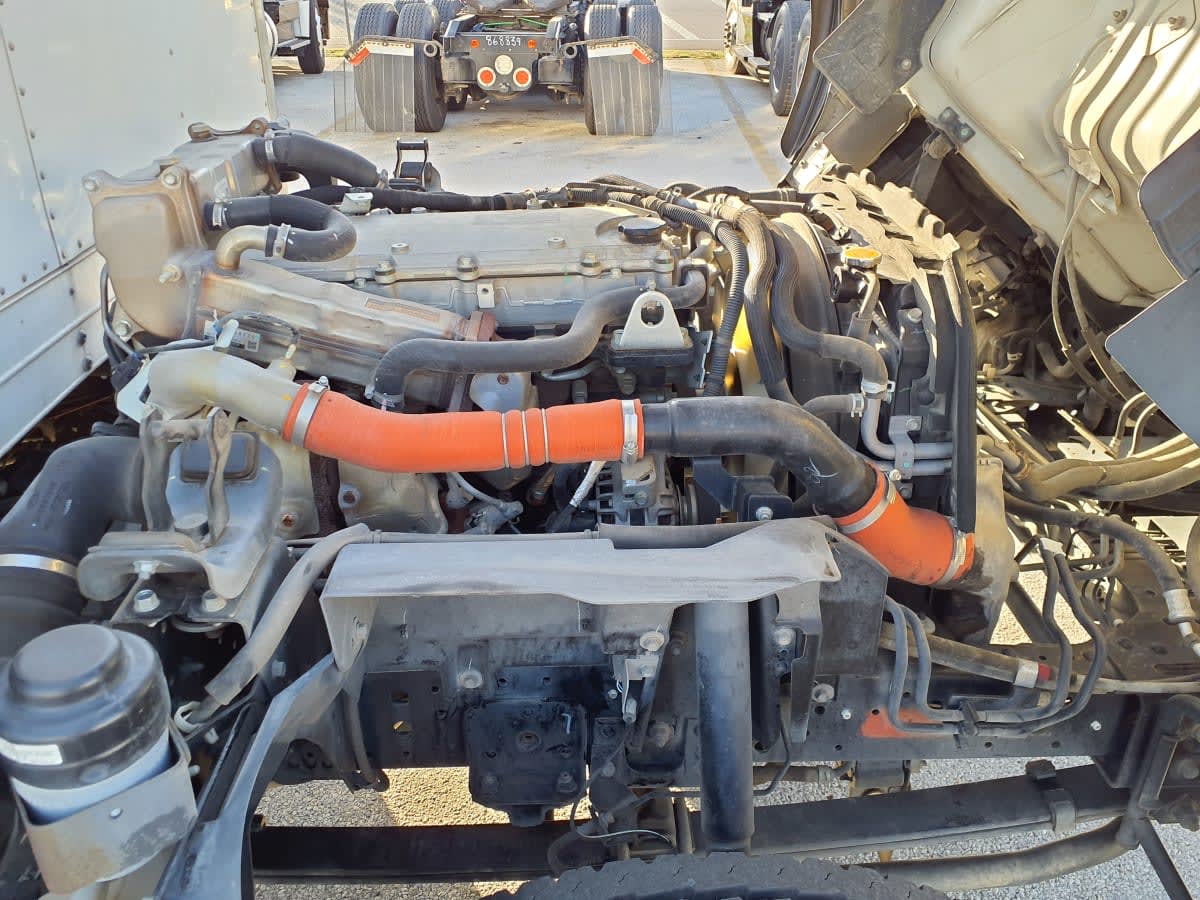 2019 Isuzu NPR HD 233780