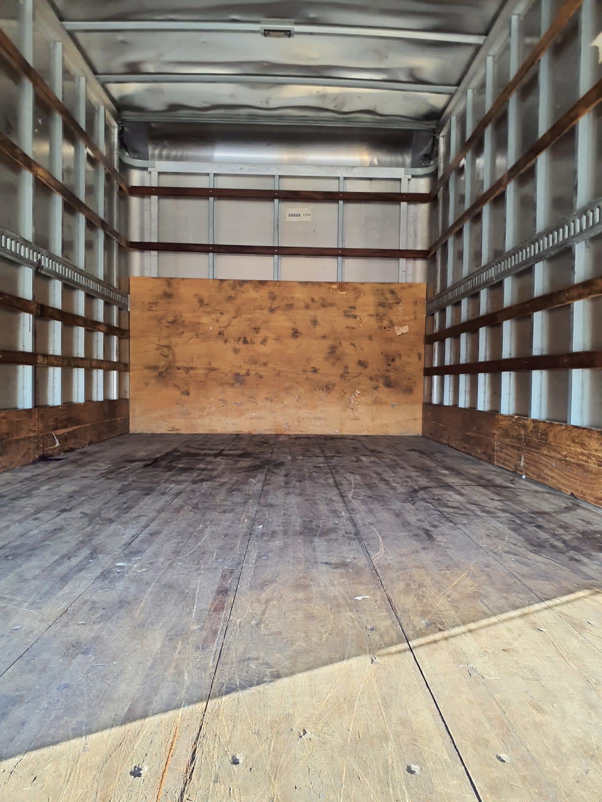2019 Isuzu NPR HD 233780
