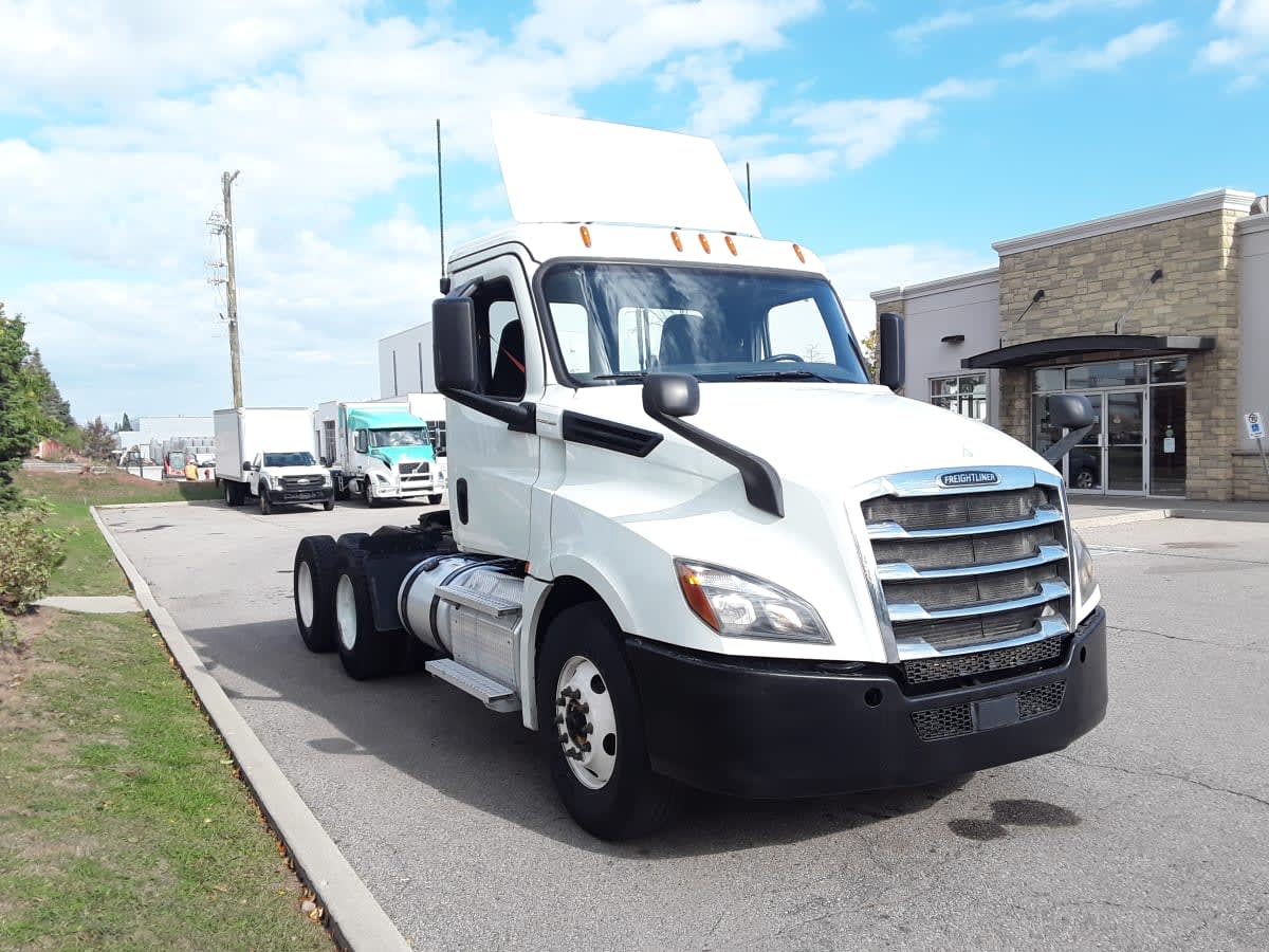 2020 Freightliner/Mercedes NEW CASCADIA 126 233965