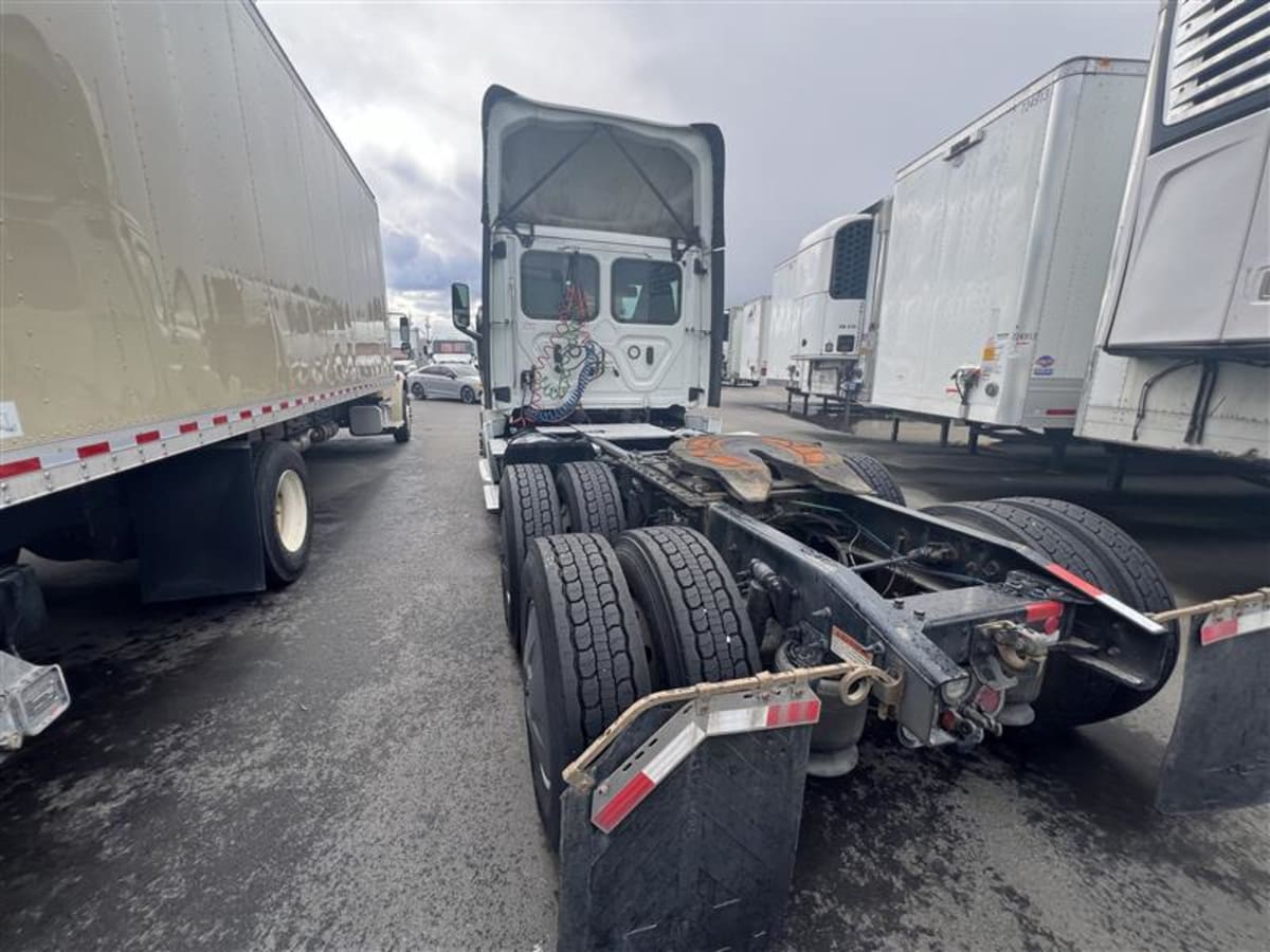 2020 Freightliner/Mercedes NEW CASCADIA PX12664 233974