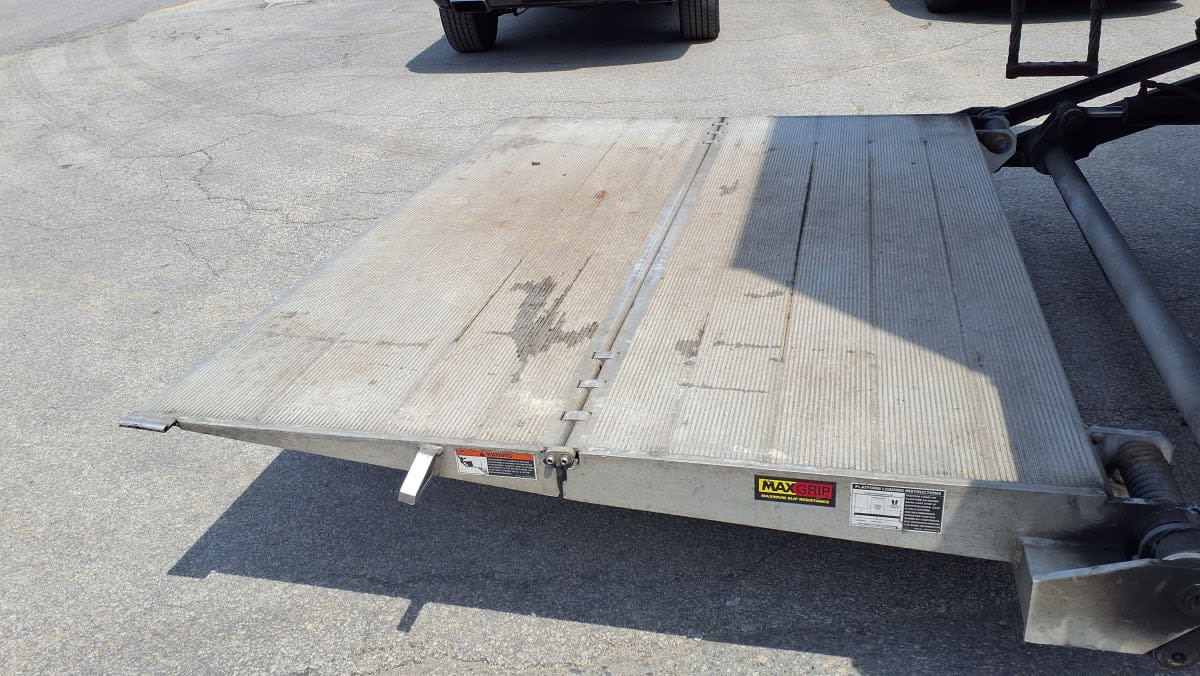 2020 Freightliner/Mercedes M2 106 234046