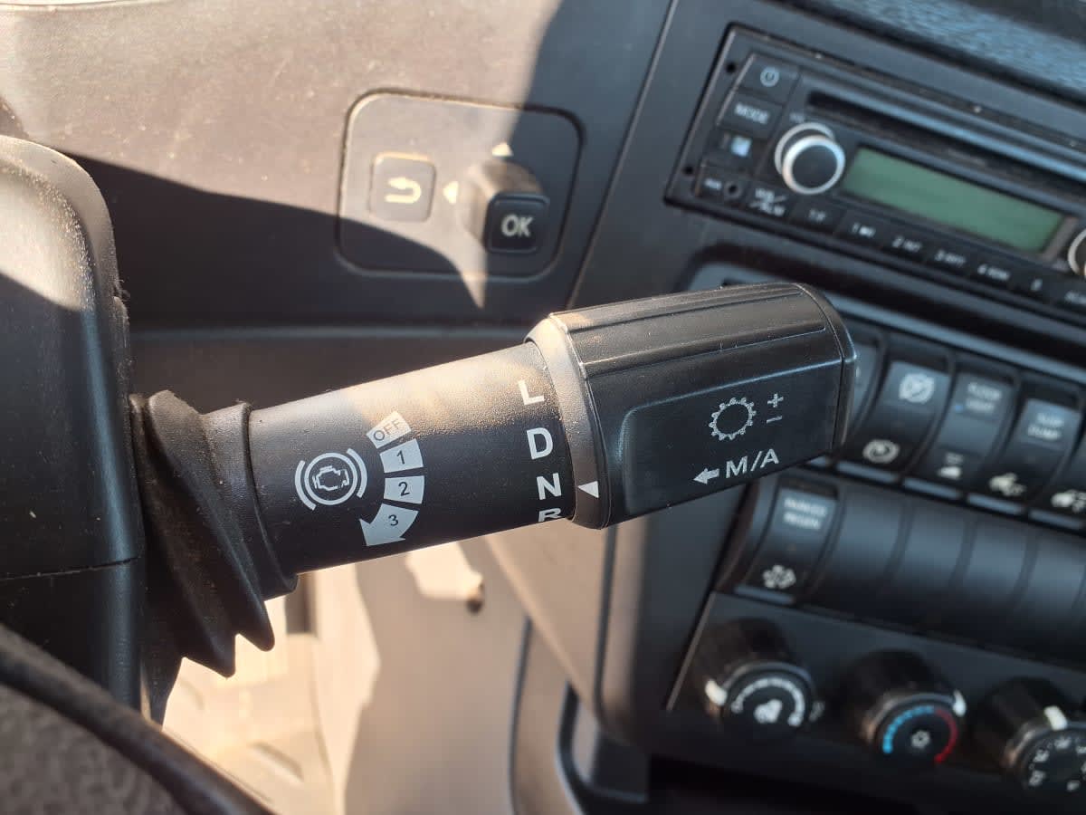 2020 Navistar International LT625 DAYCAB T/A 234093