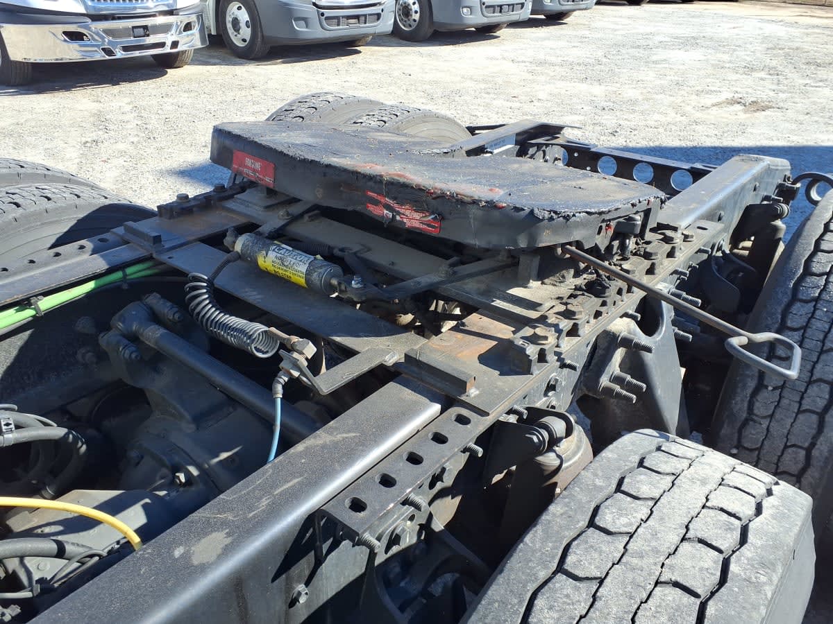 2020 Navistar International LT625 DAYCAB T/A 234093