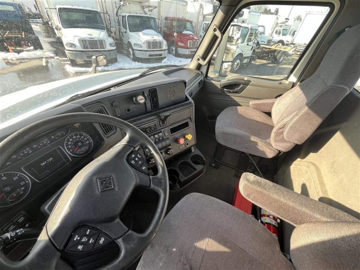 2020 International - image 7