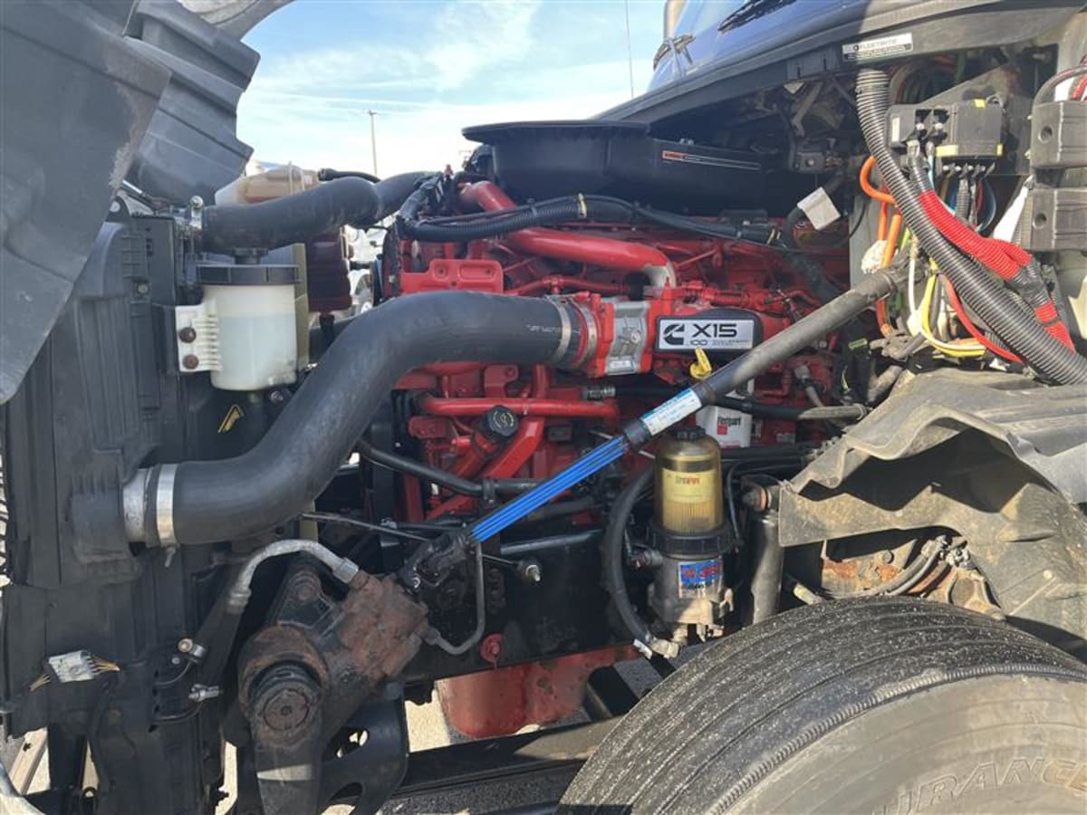 2020 International - image 8