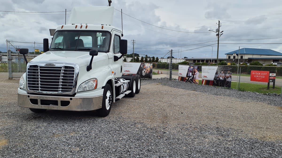 2020 Freightliner/Mercedes CASCADIA 125 234305