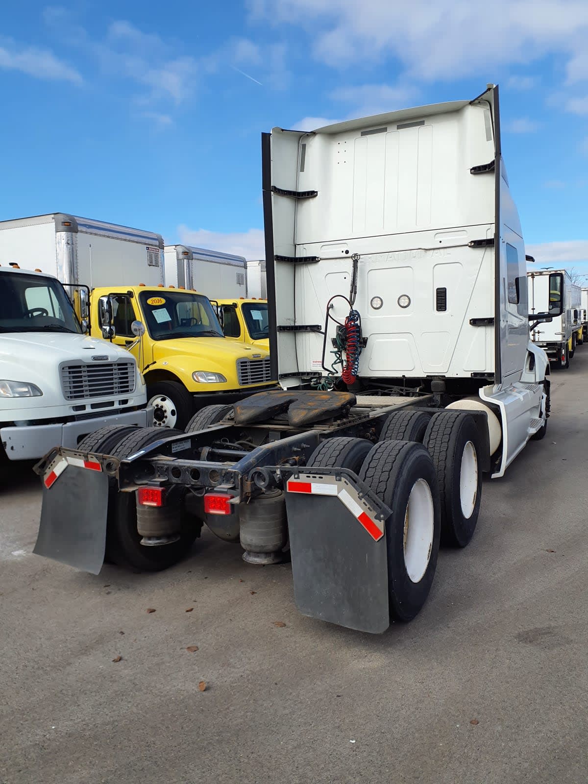 2020 Navistar International LT625 SLPR CAB 234533
