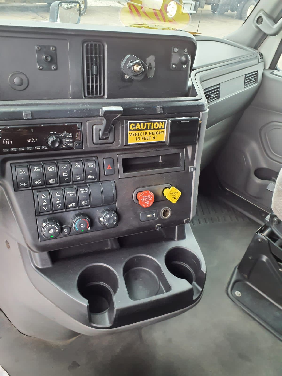 2020 Navistar International LT625 SLPR CAB 234568