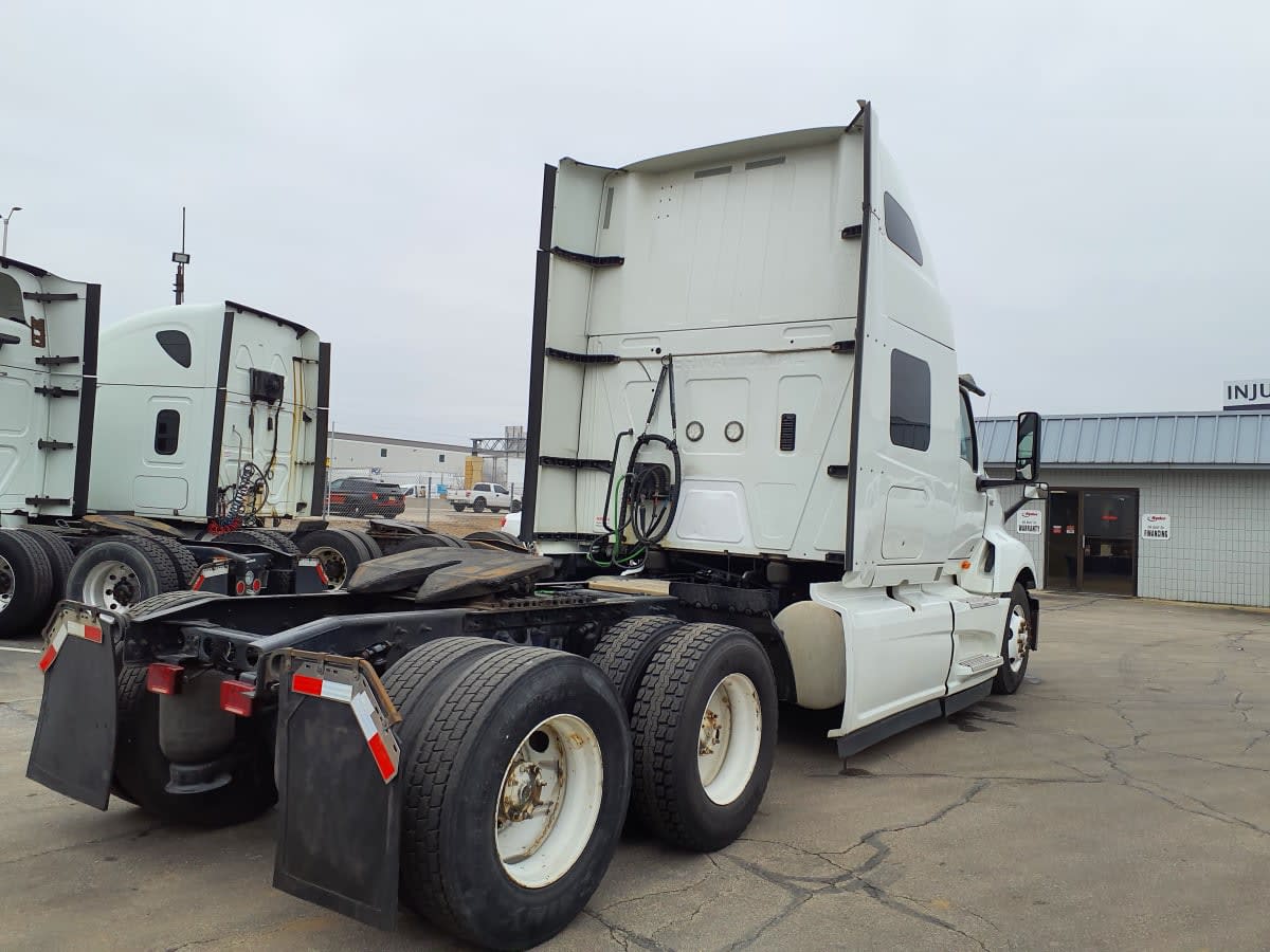2020 Navistar International LT625 SLPR CAB 234568