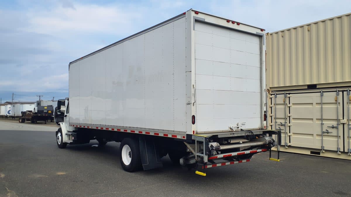 2021 Freightliner/Mercedes M2 106 235377