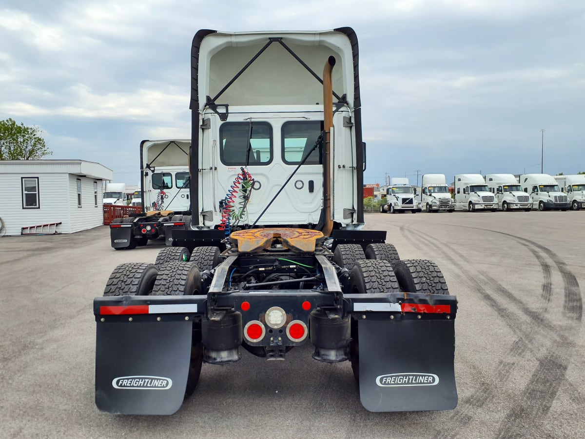 2021 Freightliner/Mercedes NEW CASCADIA PX12664 235395