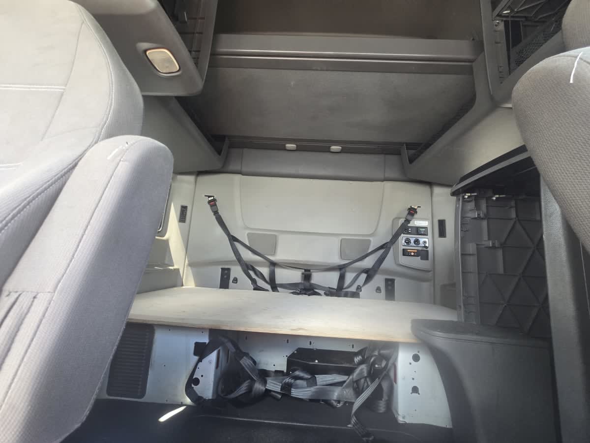 2020 International - image 8