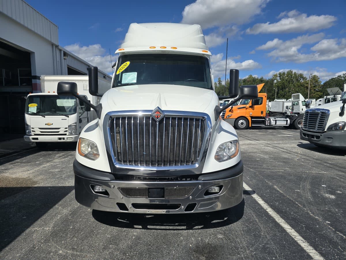 2020 International - image 2