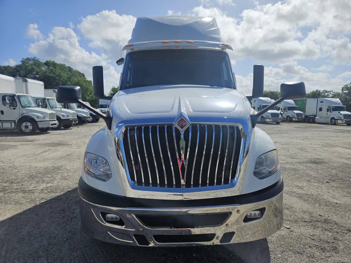 2020 Navistar International LT625 SLPR CAB 237954