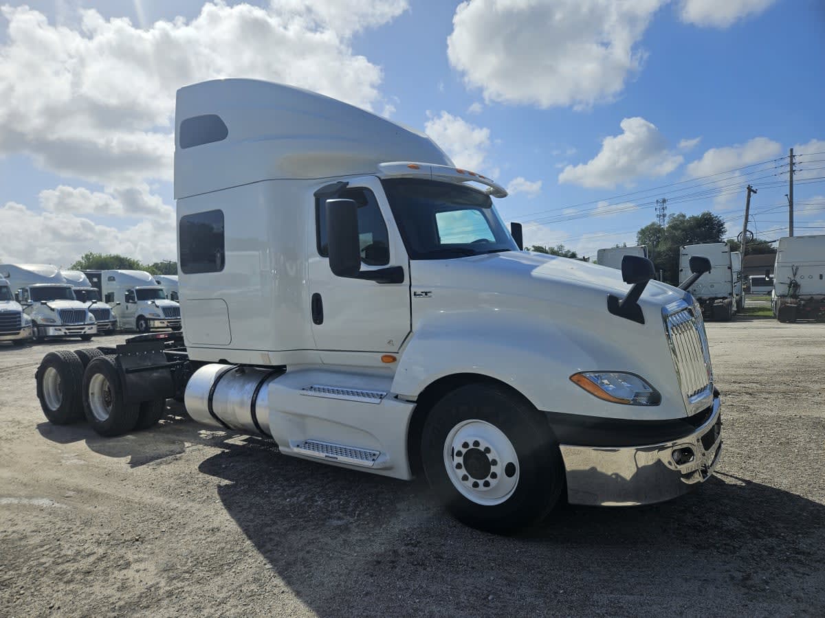 2020 Navistar International LT625 SLPR CAB 237954