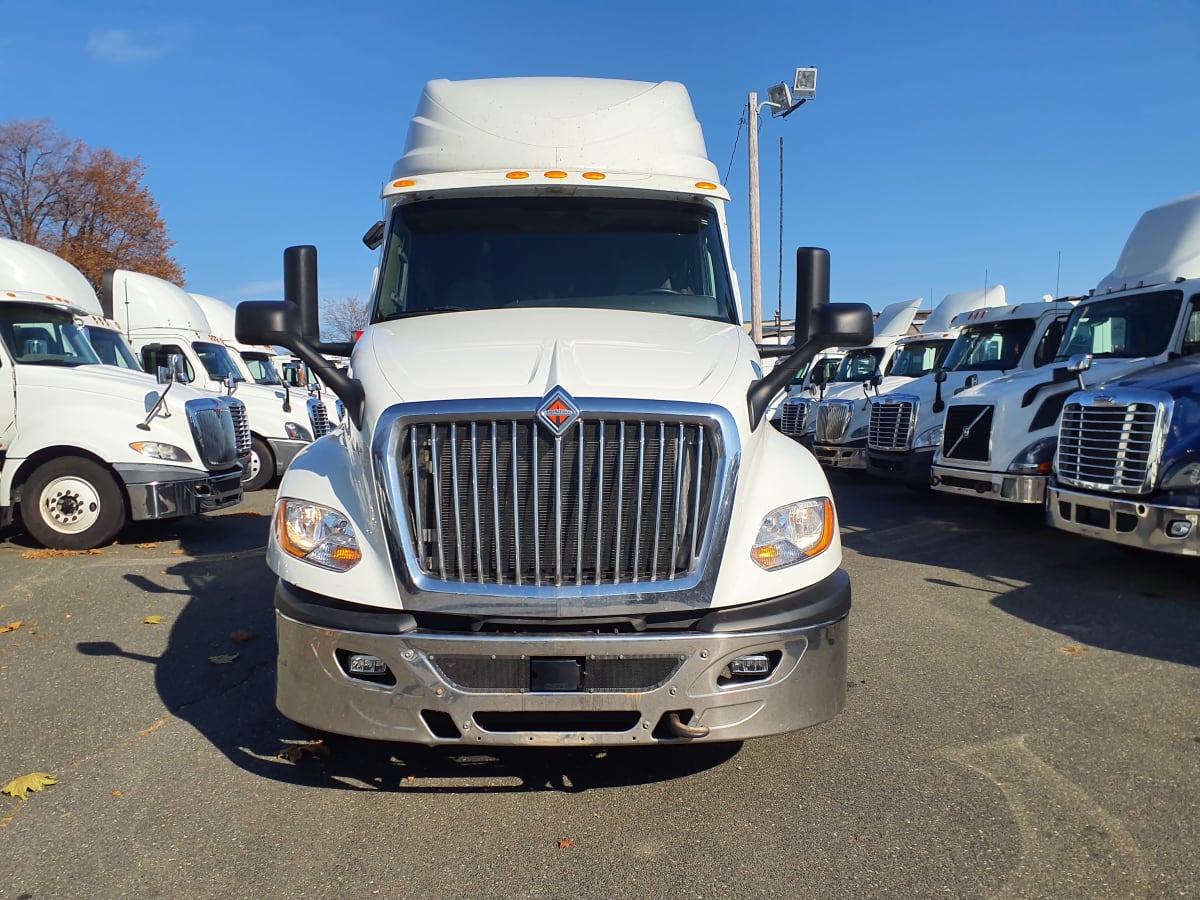 2020 Navistar International LT625 SLPR CAB 238098