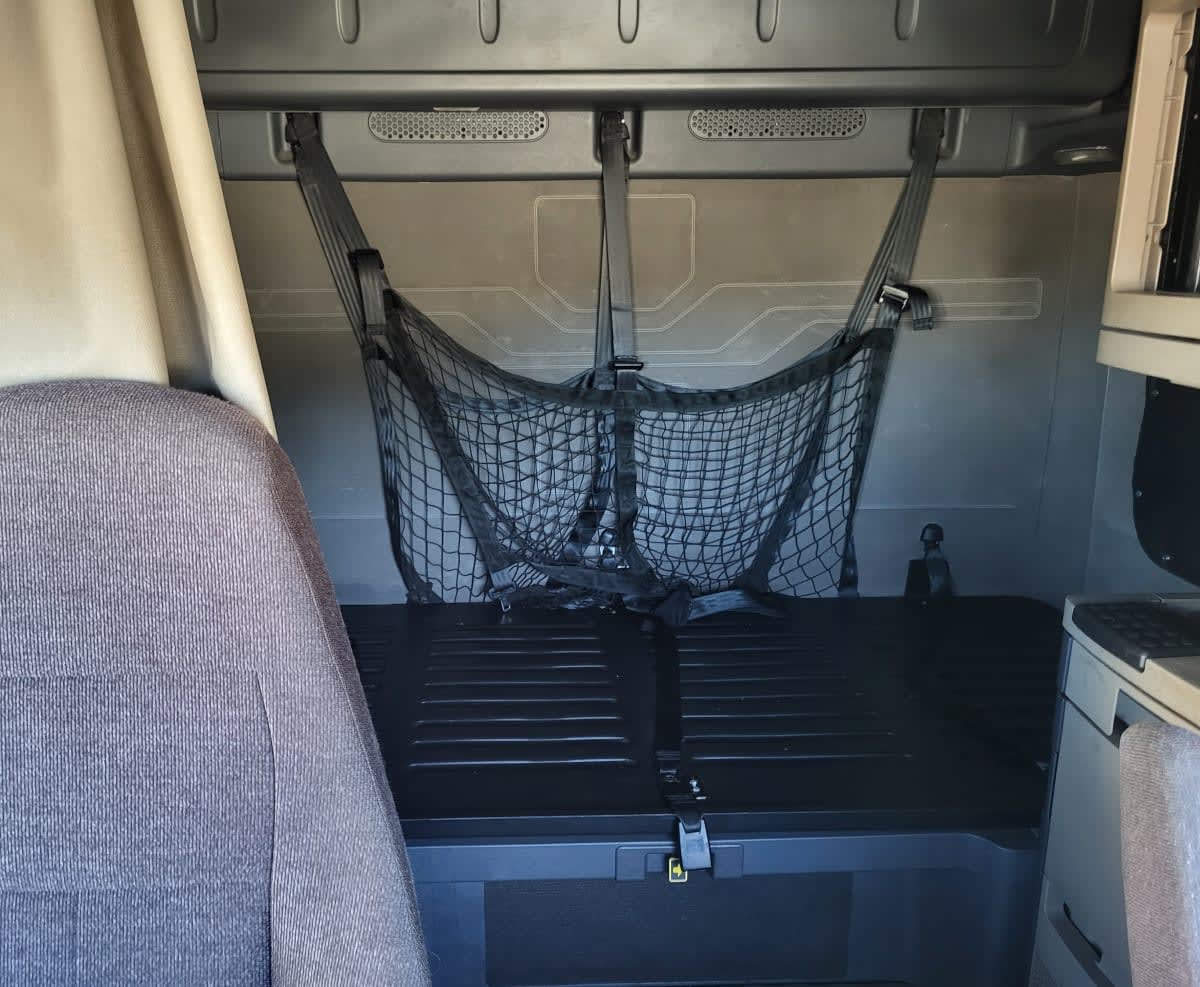 2020 Freightliner - image 8