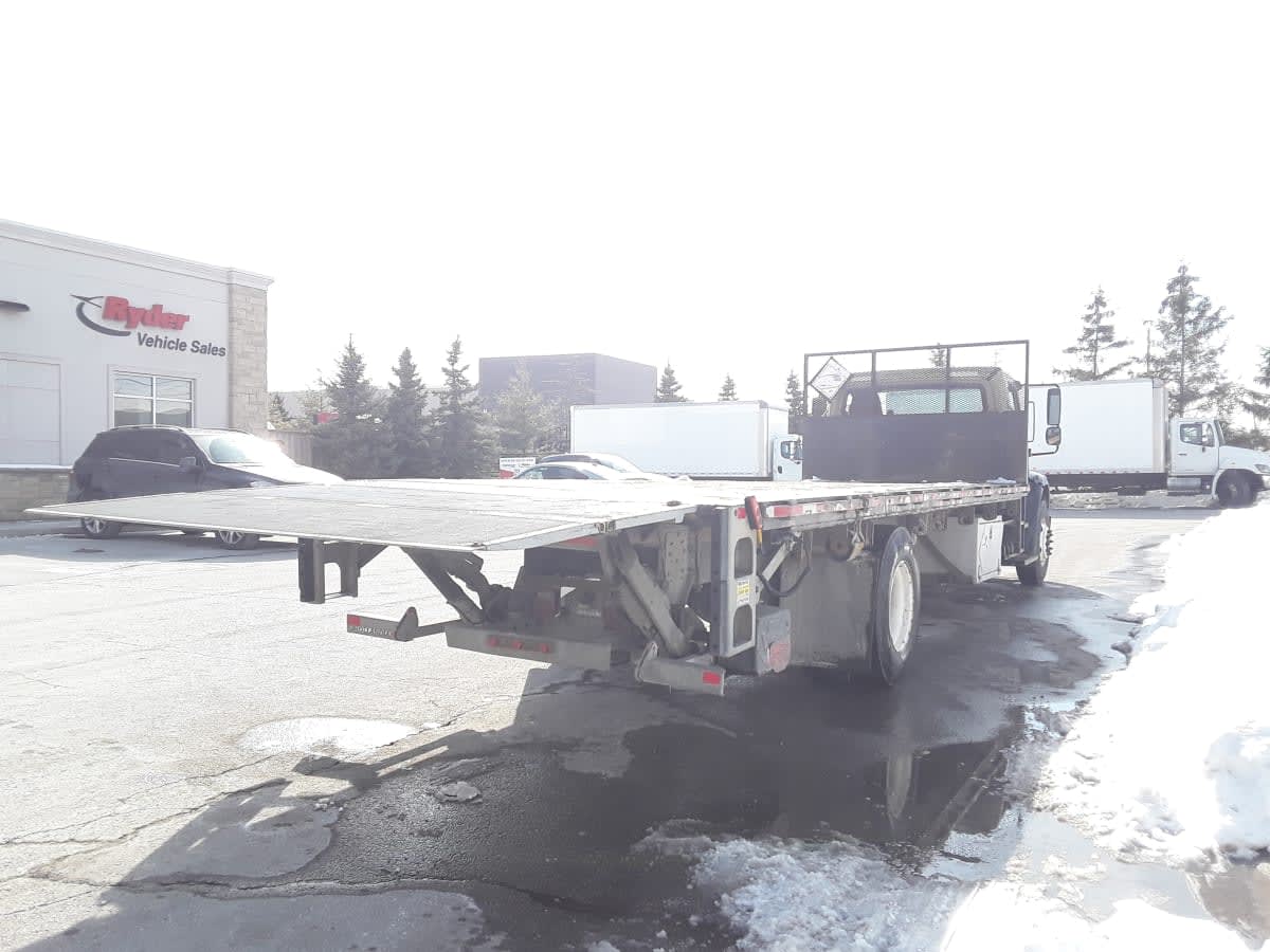 2020 Freightliner/Mercedes M2 106 238903