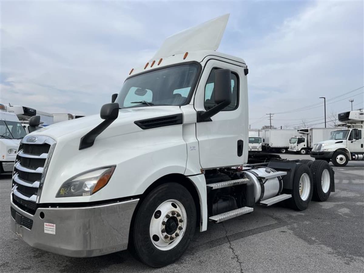 2020 Freightliner - image 1