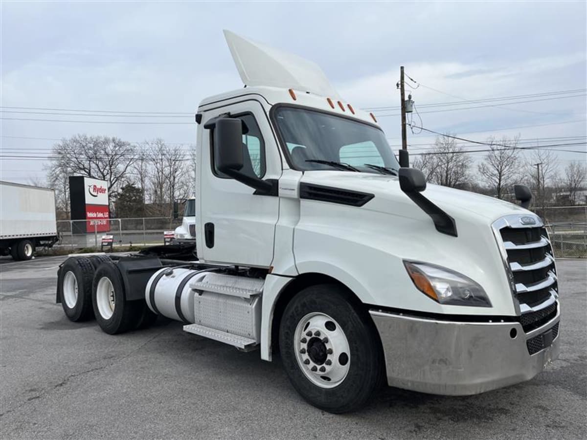 2020 Freightliner - image 3