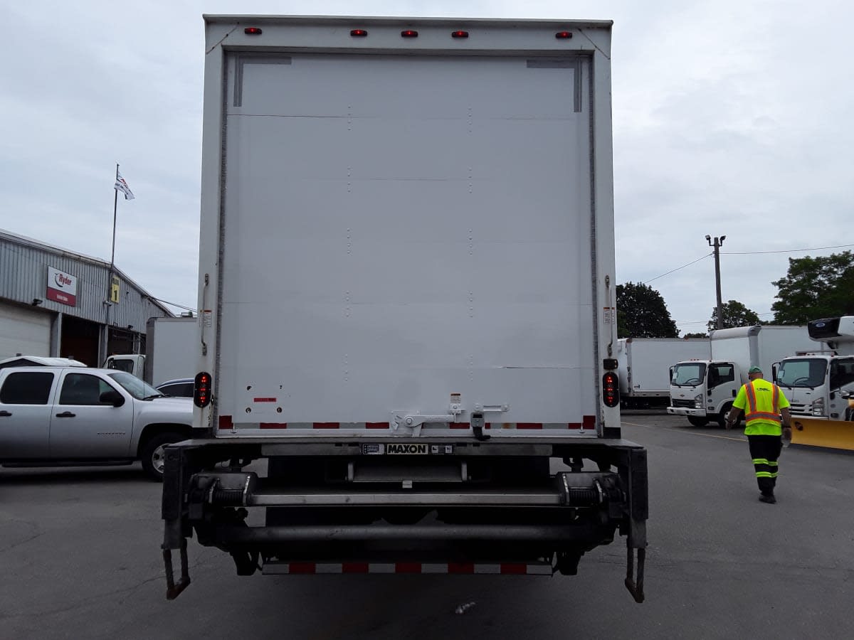 2020 Freightliner M2 106 239066