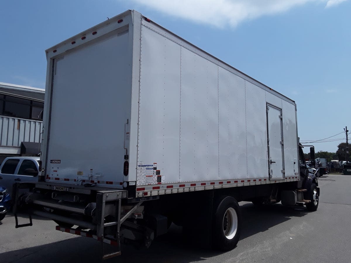 2020 Freightliner M2 106 239067