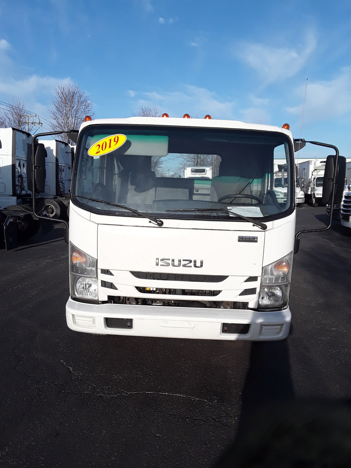 2019 Isuzu NPR 239655