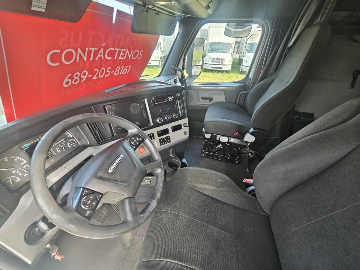 2020 Freightliner/Mercedes NEW CASCADIA PX12664 239665