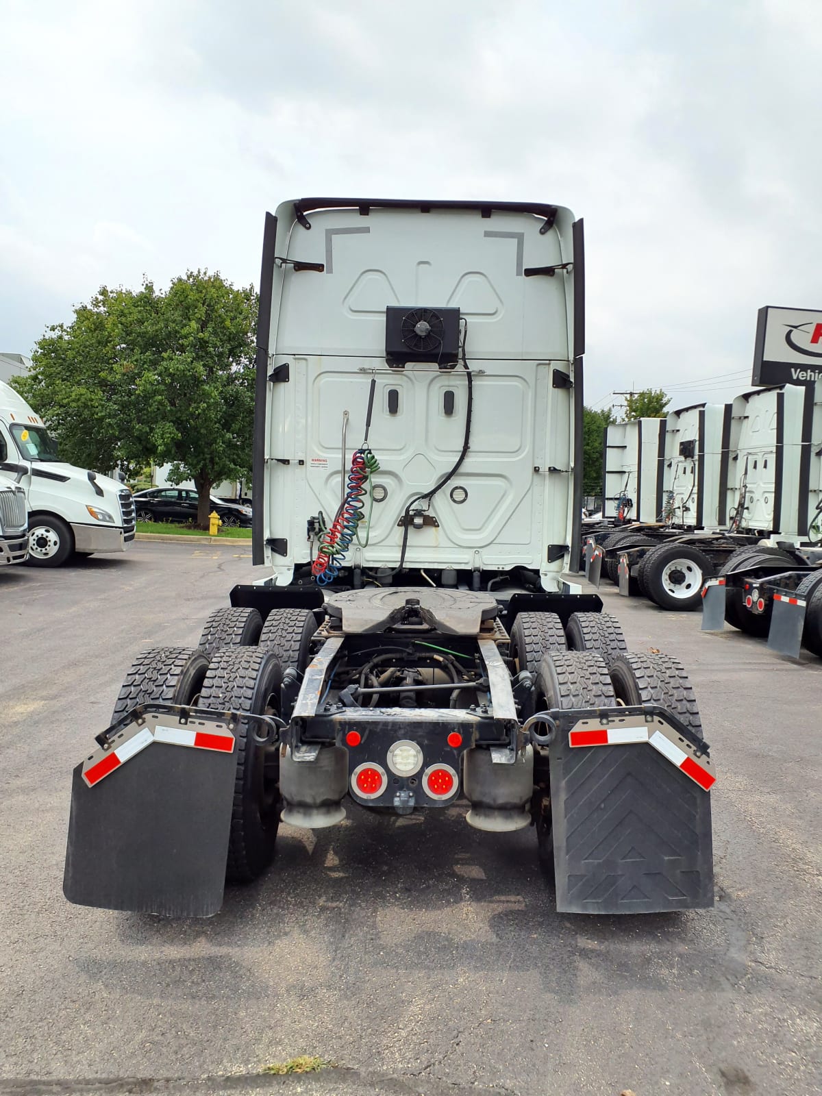 2020 Freightliner/Mercedes NEW CASCADIA PX12664 239679