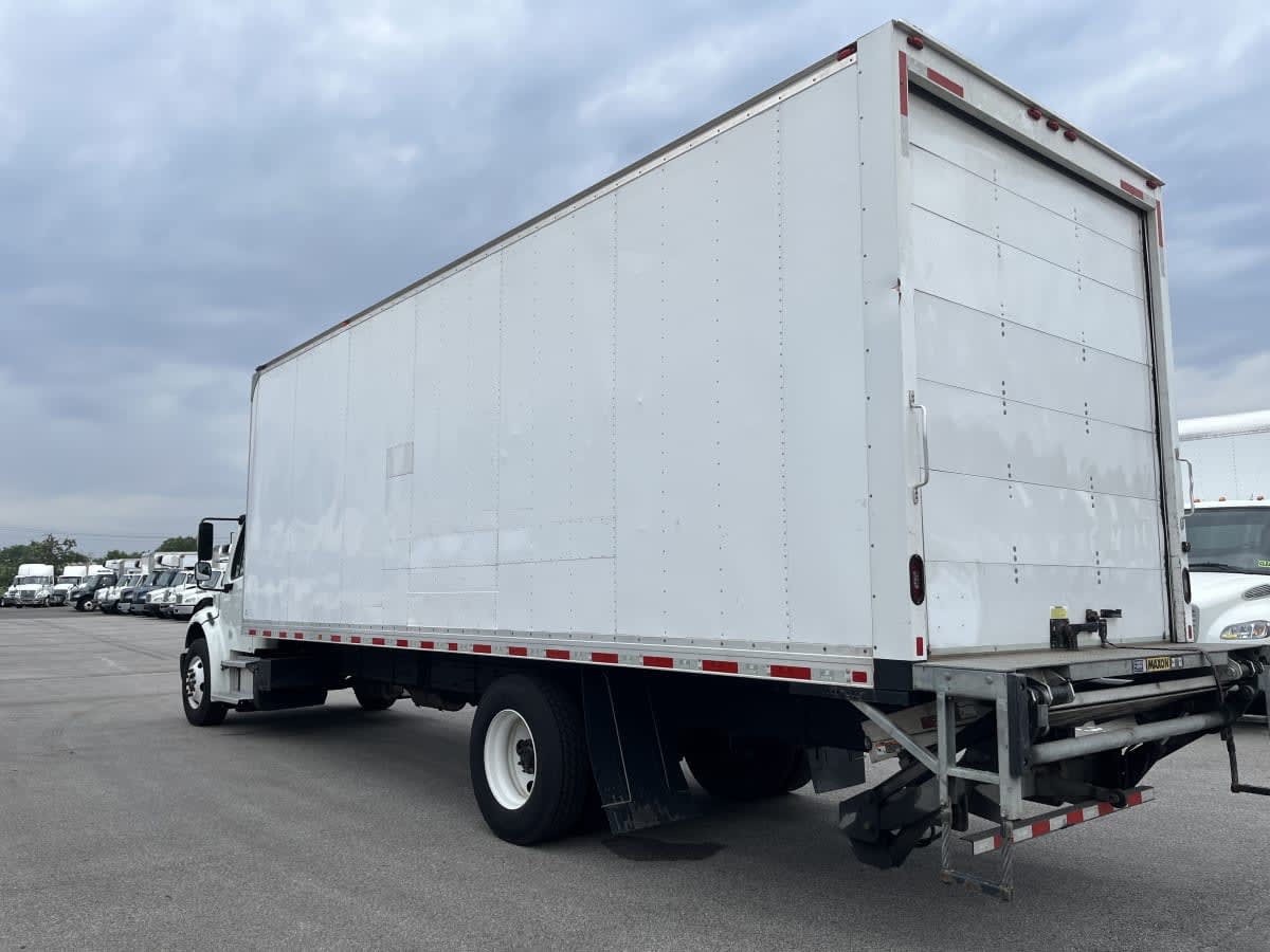 2020 Freightliner M2 106 in Beltsville, MD — photo 6