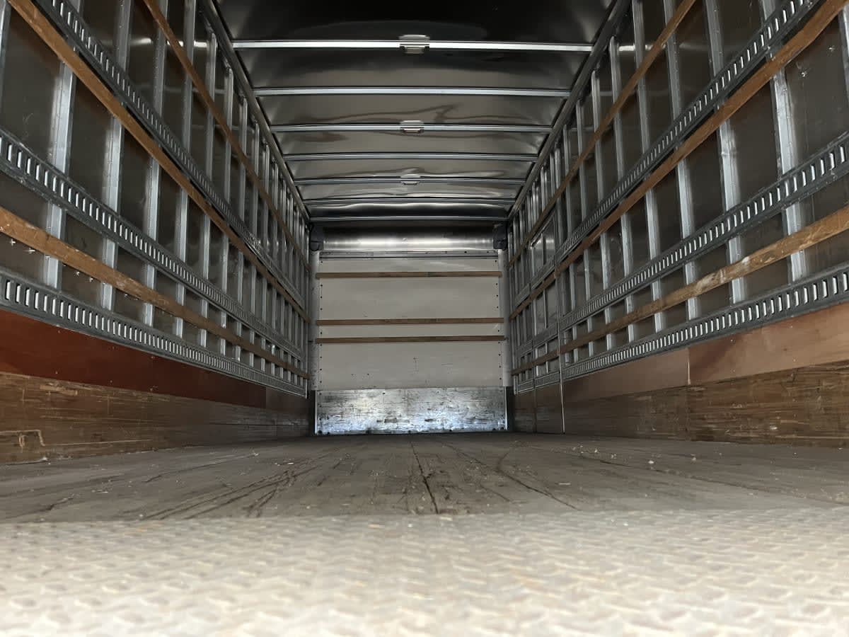 2020 Freightliner M2 106 in Beltsville, MD — photo 8