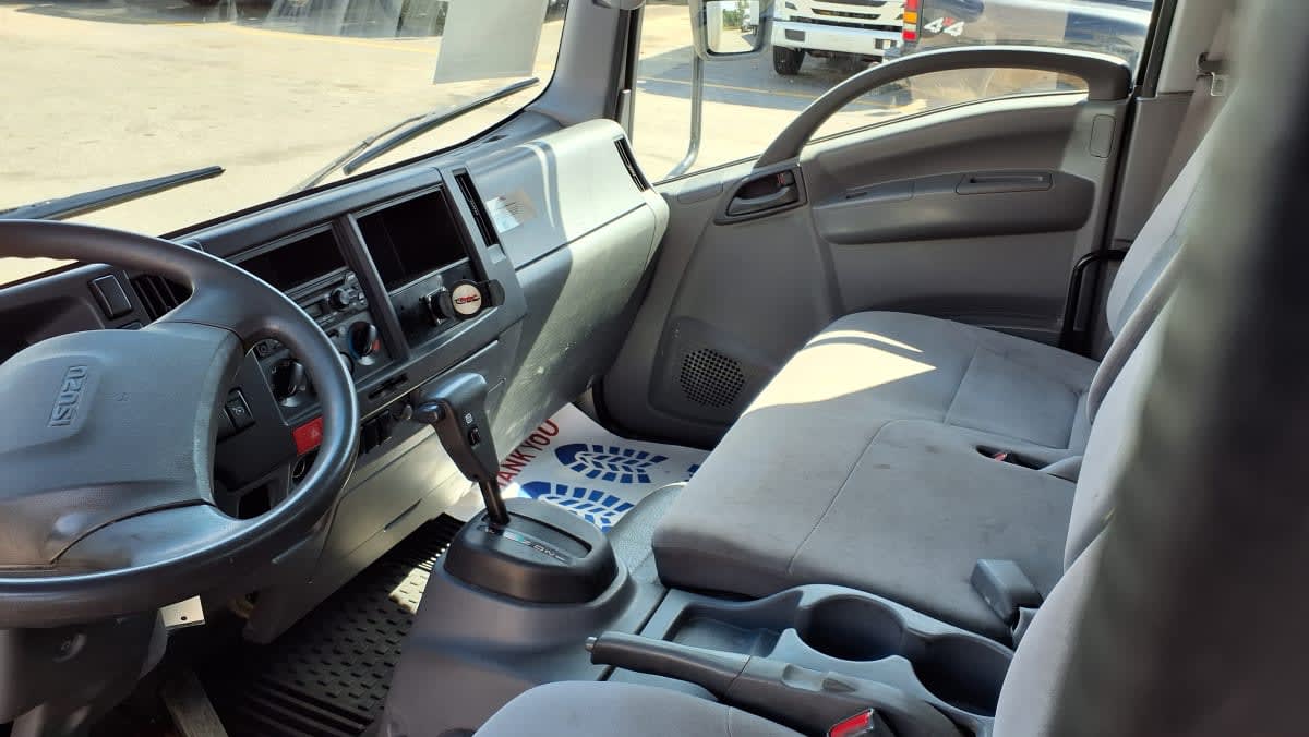 2019 Isuzu NPR HD 239745