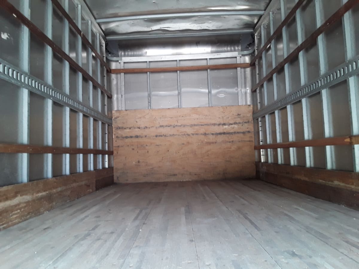 2019 Isuzu NPR HD 239807