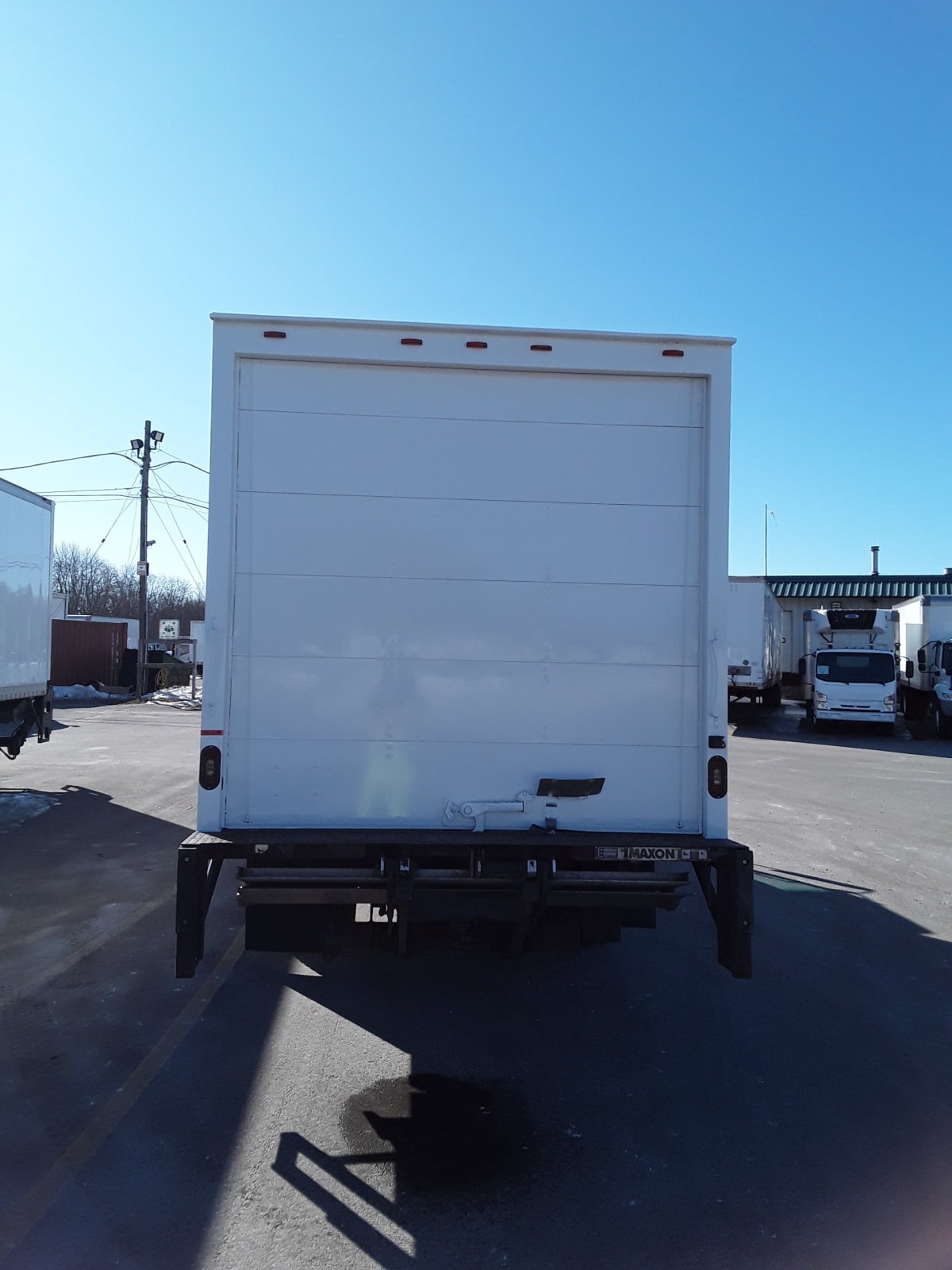 2019 Isuzu NPR HD 239810