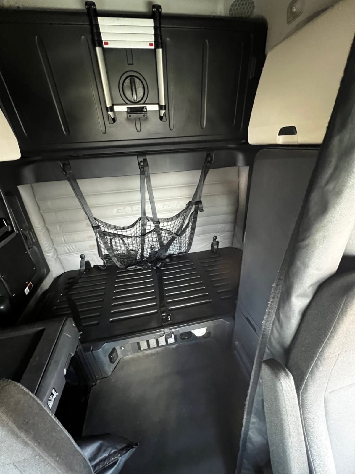 2020 Freightliner - image 8