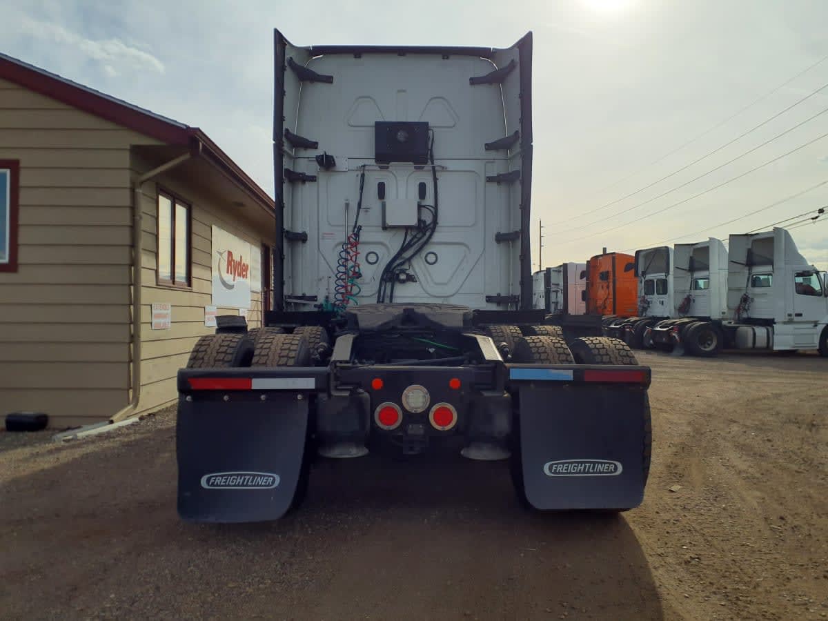 2020 Freightliner - image 5