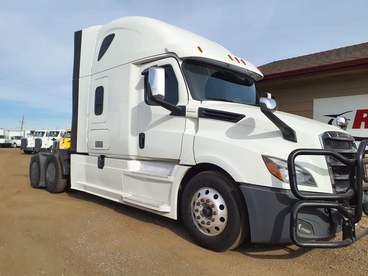 2020 Freightliner - image 3