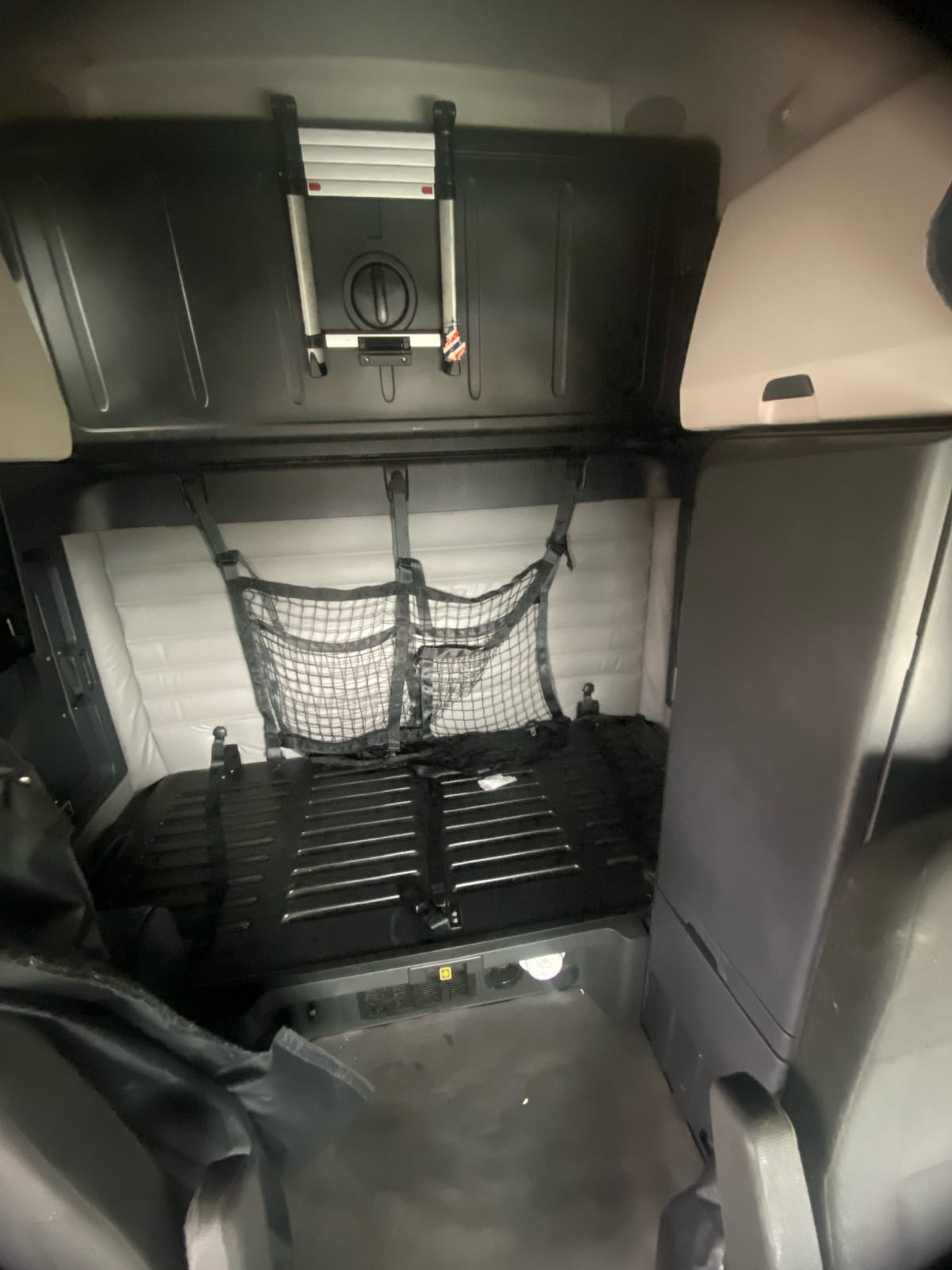 2020 Freightliner - image 8