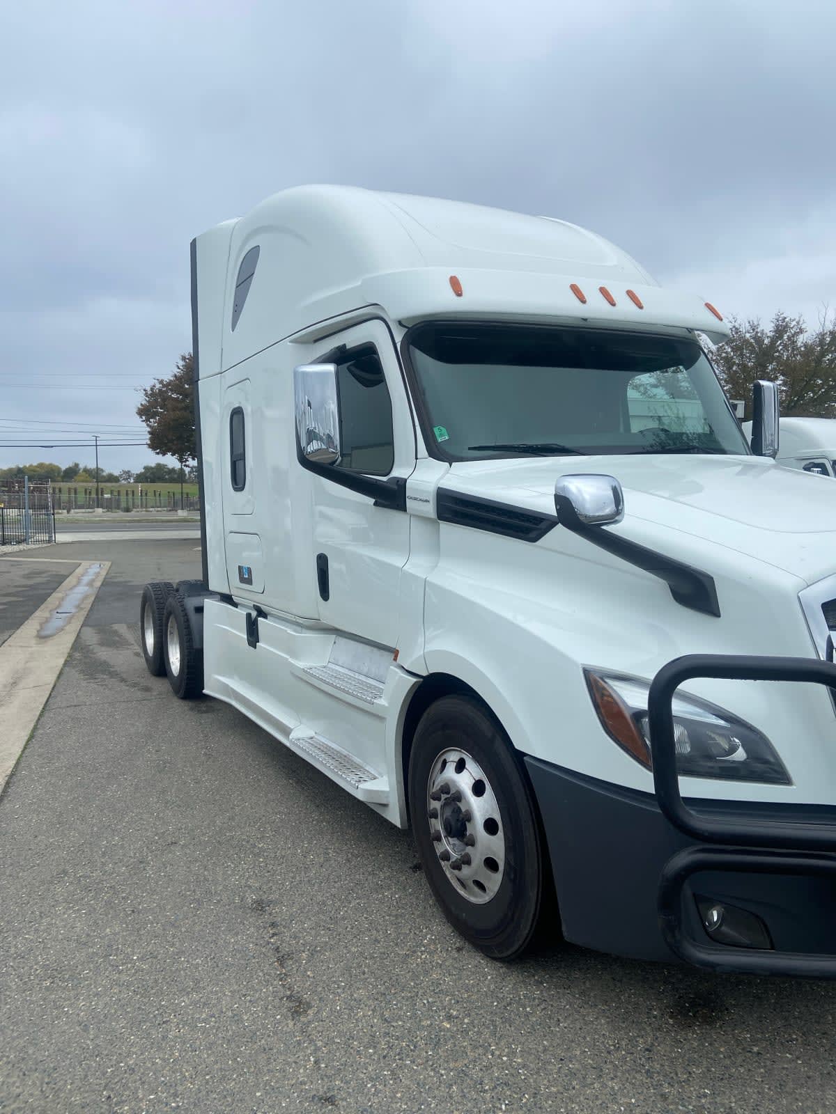 2020 Freightliner - image 3