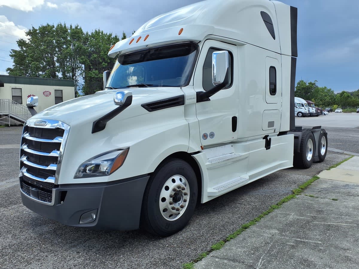 2020 Freightliner NEW CASCADIA PX12664 240042