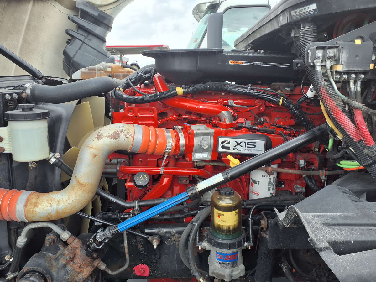 2020 Navistar International LT625 DAYCAB T/A 240099