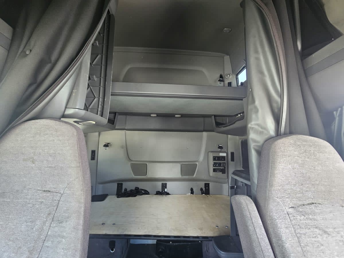 2020 Navistar International LT625 SLPR CAB 240122