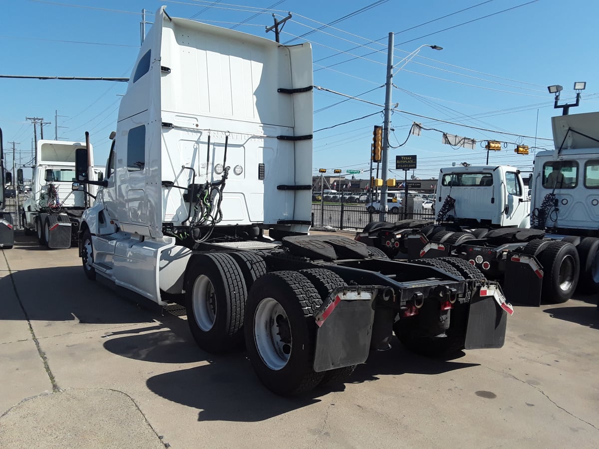 2020 Navistar International LT625 SLPR CAB 240151