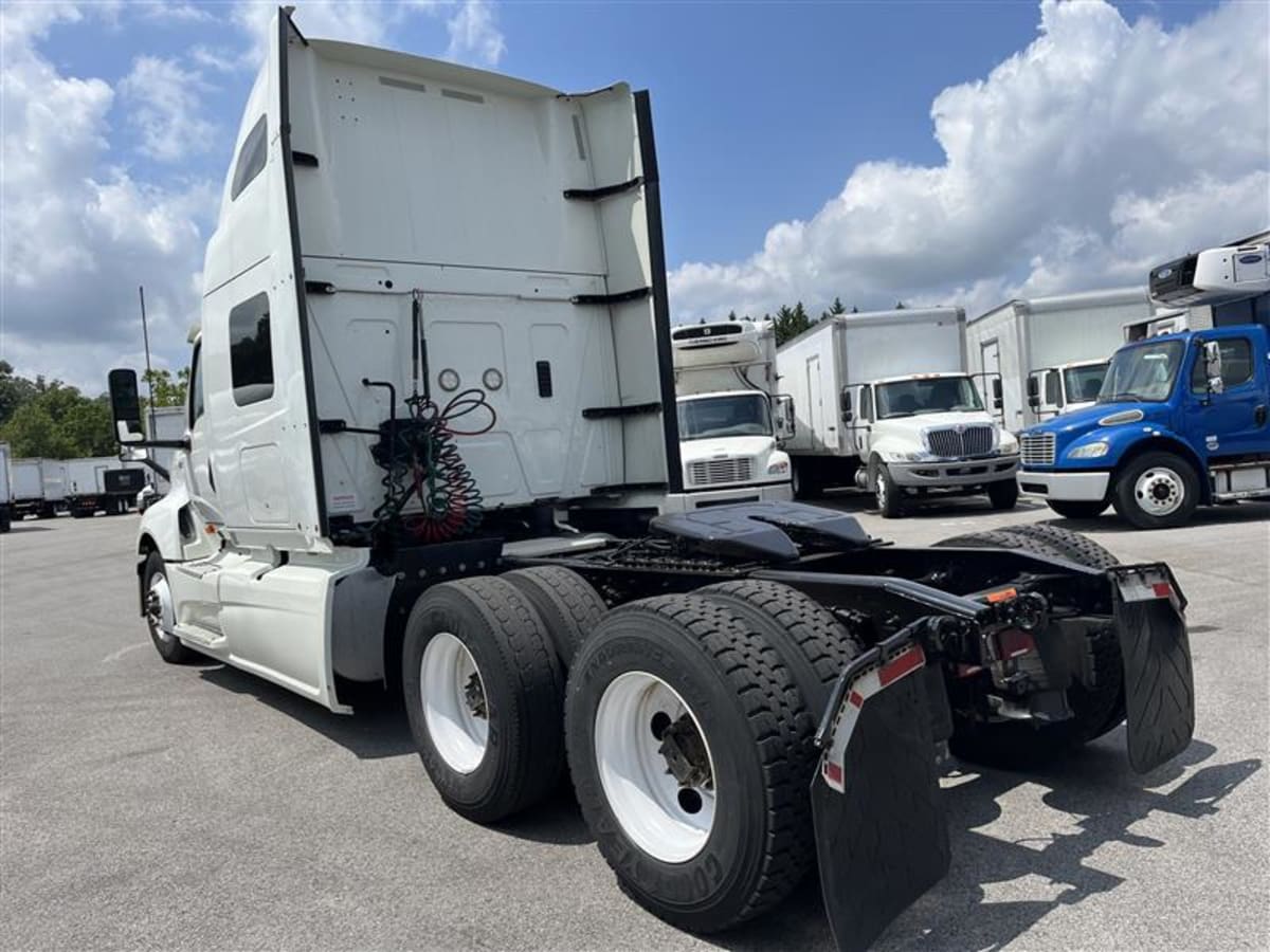 2020 International - image 6