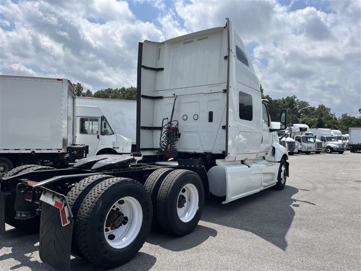 2020 International - image 4